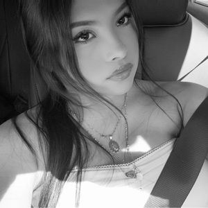 Meet your Posher, Kayla